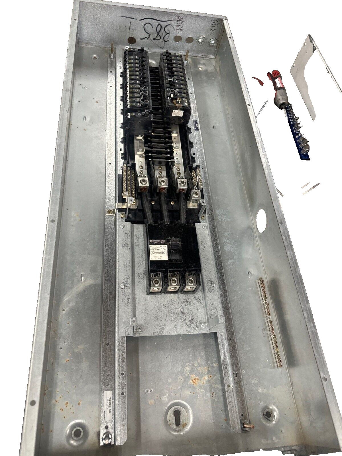 Square D NQOD442M225 Panelboard 225A 208Y/120V 3PH 4W MCB Main Q2L3100 NQOD P413 Used