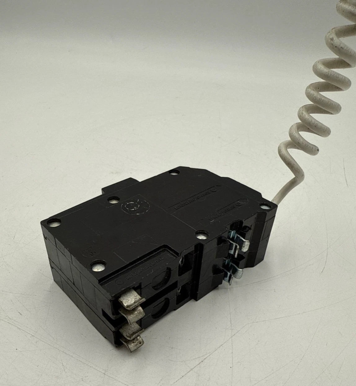 Square D QO215GFI Circuit Breaker 15A 2P 120/240V 1PH 10kA QO Plug On 15 Amp Used