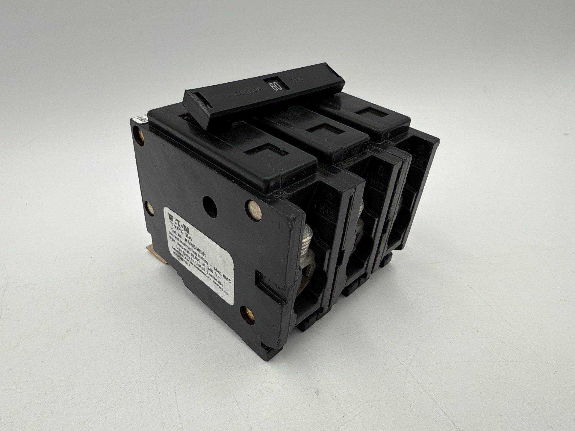 Eaton BAB3060H Circuit Breaker 60A 3P 240V BAB 60 Amp 3 Pole Bolt On 3PH BA360 Used