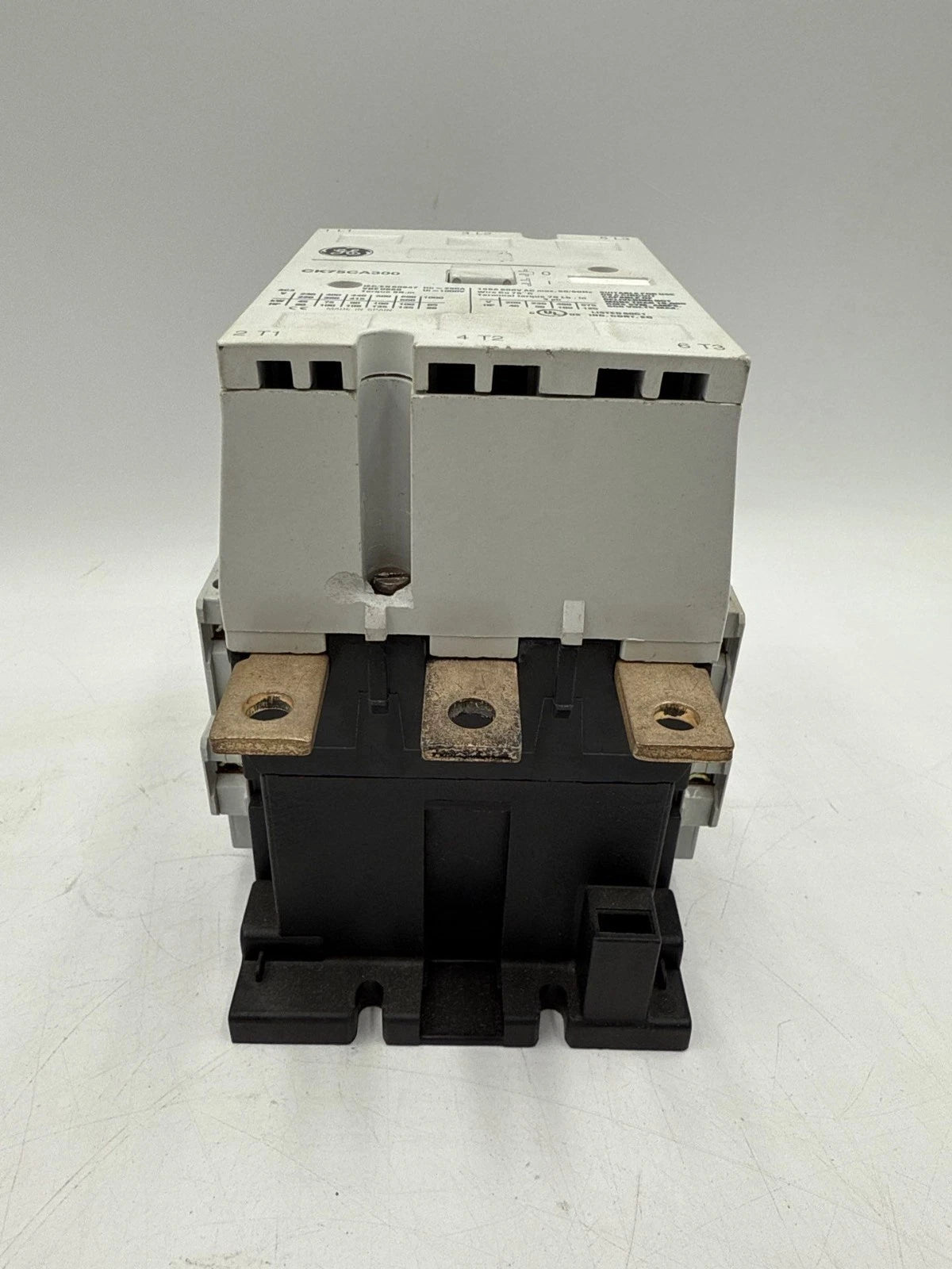 GE CK75CA300 Contactor 150A 3P 600V 3PH 125HP Coil 110/120V C12168J Used