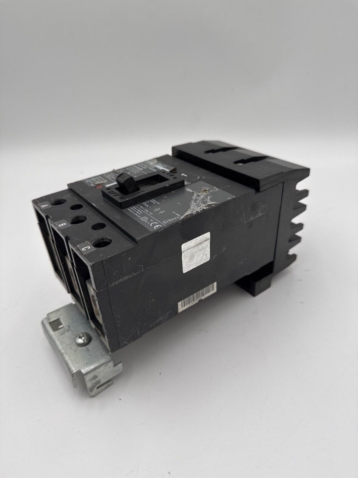 Square D QGA32225 Used