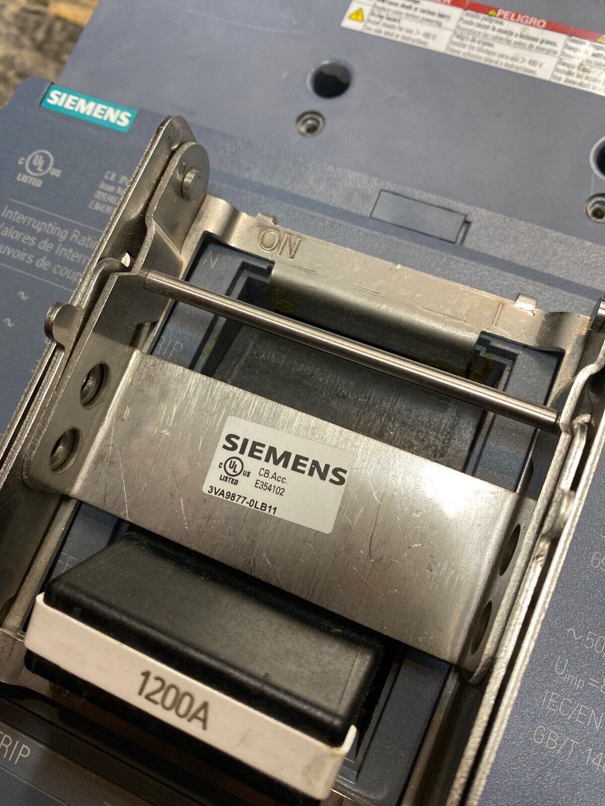 Siemens 3VA6712-6HN31-0AA0 Used