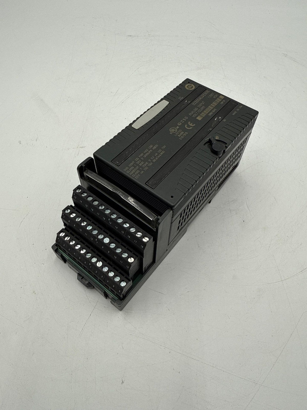 GE Fanuc IC200ALG230E VersaMax Analog Input Module 12 Bit 4 Channel Used