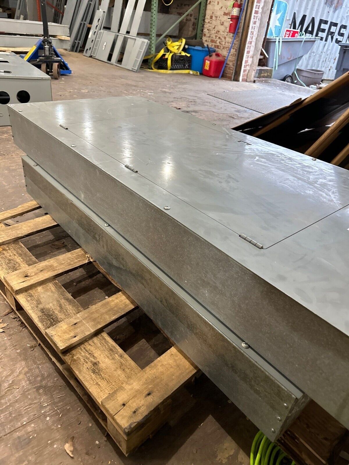 Square D I-Line Panelboard 225A 480Y/277V 3PH 4W 30 Circuit 225 Amp HC2665B MCB P479 Used