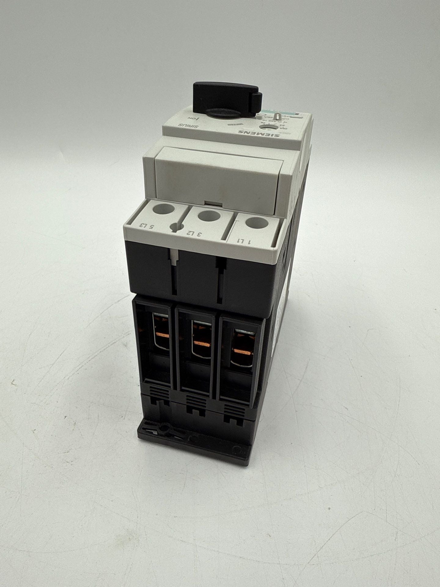 Siemens 3RV1031-4DA10 Circuit Breaker Motor Protector 18-25A 3P Size S2 New