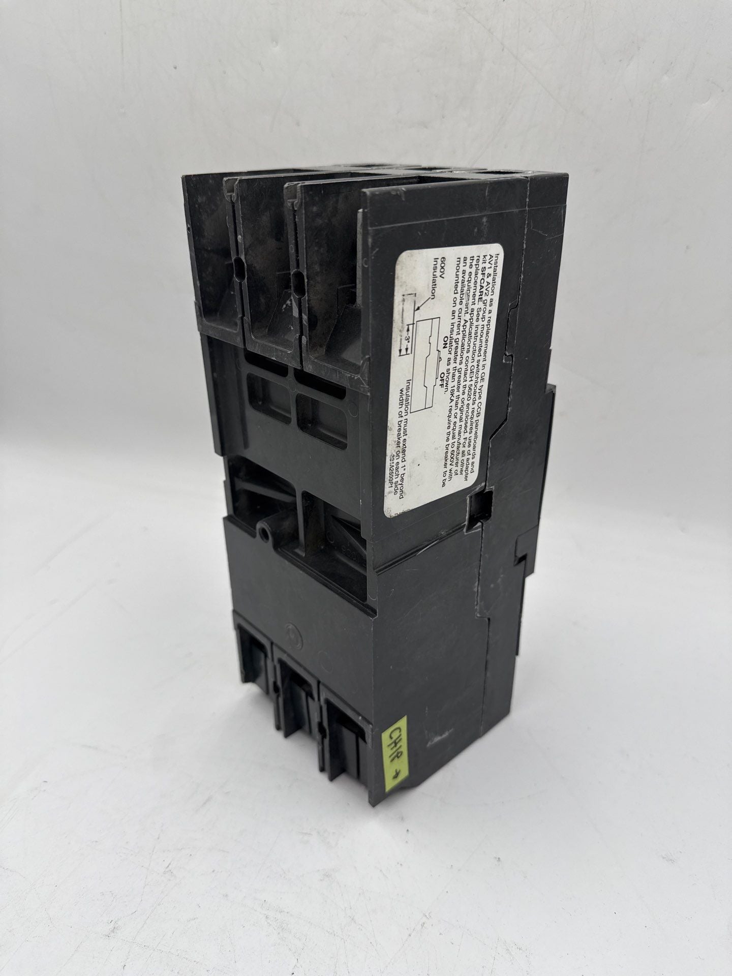 GE SFLA36AT0250 Circuit Breaker 250A 3P 600V Frame 250 Amp 3 Pole CHIPPED Used