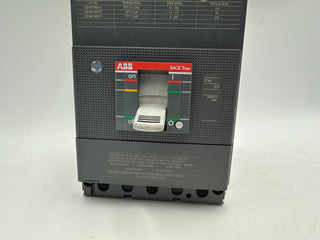 ABB XT4HU3250DFF000XXX Circuit Breaker 250A 3P 600V SACE Tmax XT4H 250 Amp Used