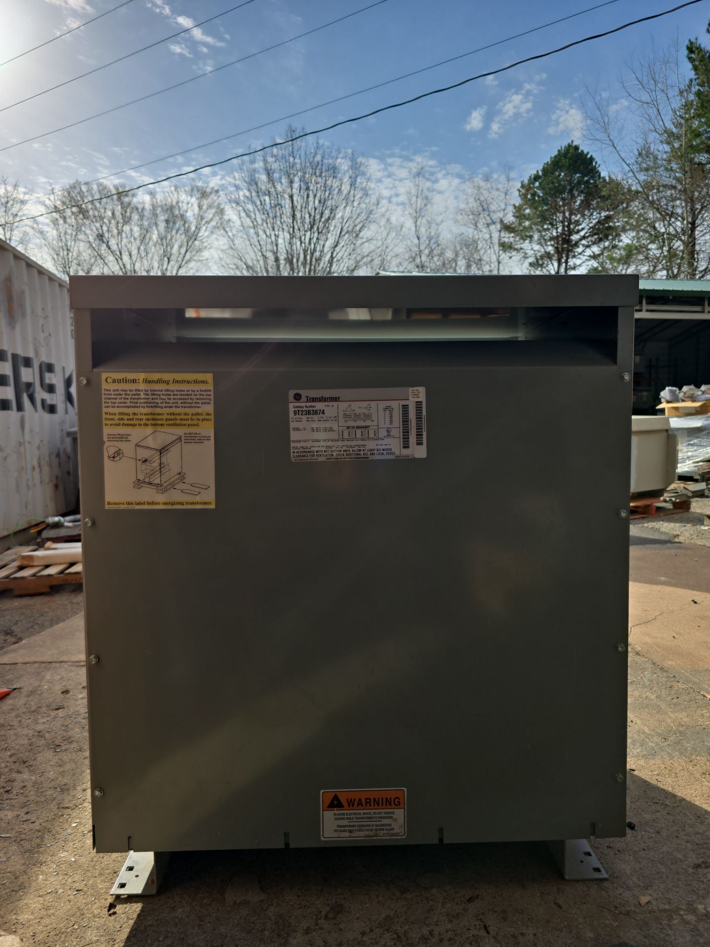75KVA GE 9T23B3874 Transformer Pri 480V Sec 208/120V 3PH Indoor Encl Type QL Used