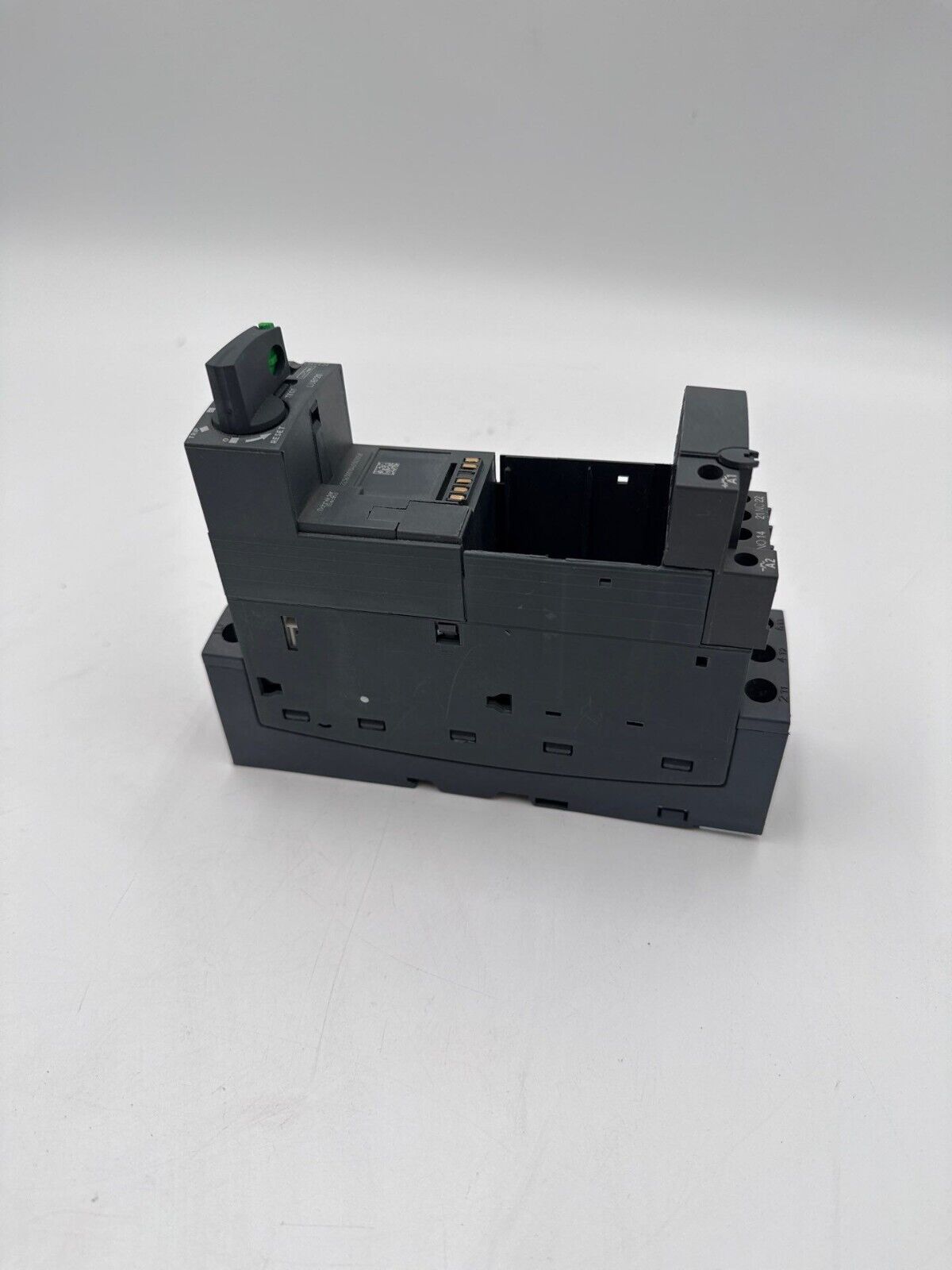 Schneider LUB120 Used