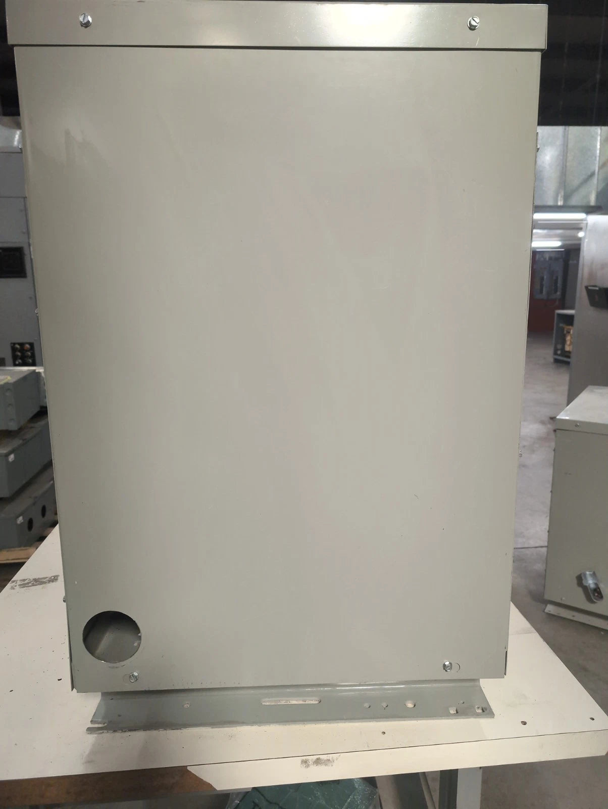 75KVA GE 9T23B3874 Transformer Pri 480V Sec 208/120V 3PH Type QL Indoor Encl Used