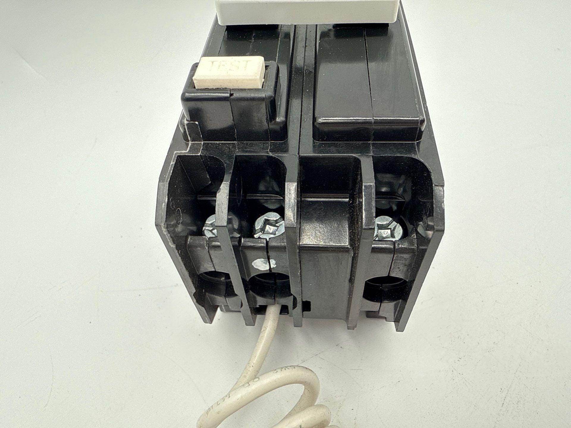 Eaton QBGFT2020 Circuit Breaker 20A 2P 120/240V Ground Fault GFI 20 Amp 2 Pole New