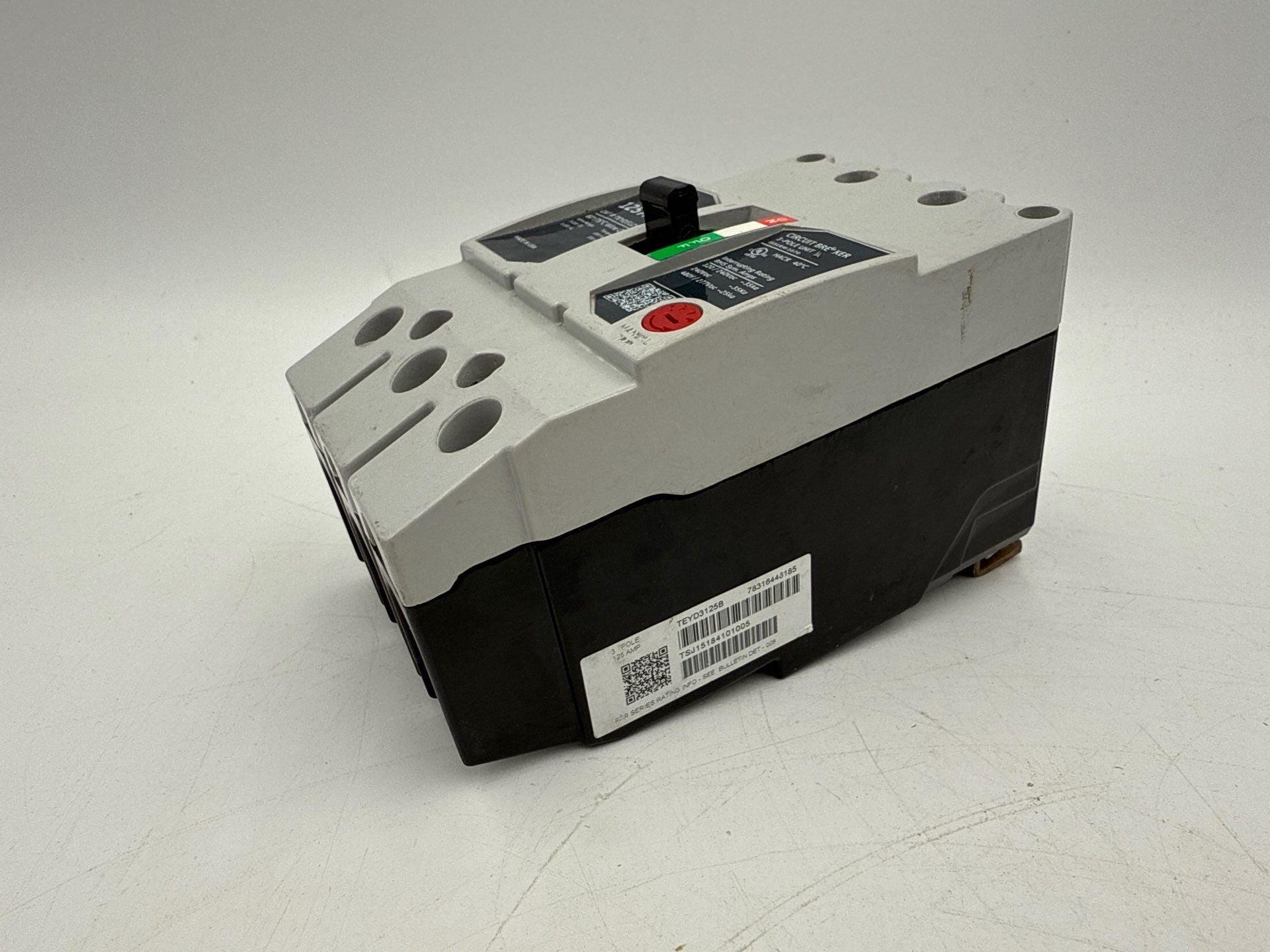 GE TEYD3125B Circuit Breaker 125A 3P 480/277V 3PH TEYD 125 Amp 3 Pole Bolt On Used