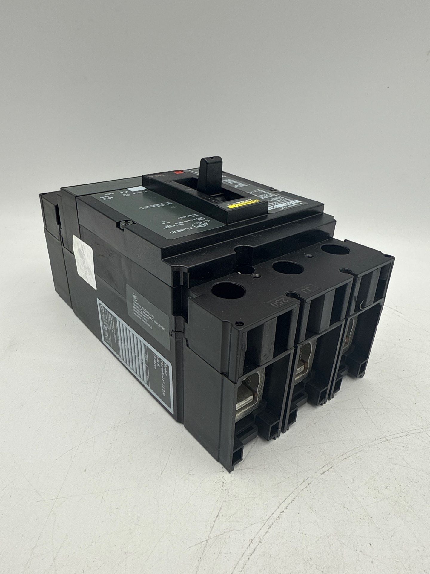 Square D JJL36200 Circuit Breaker 200A 3P 600V JJL 200 Amp 3 Pole New