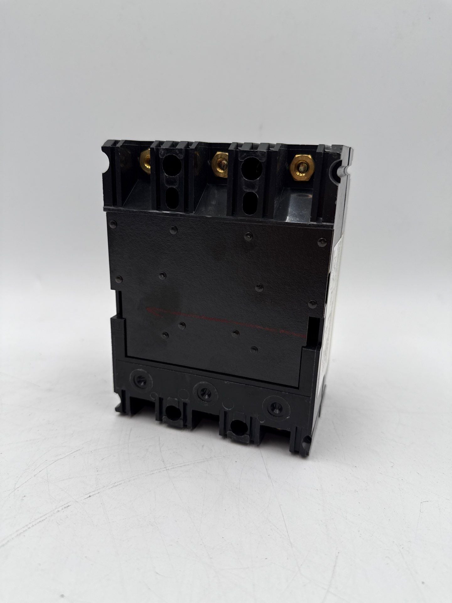 Square D FHL36000M Circuit Breaker 100A 3P 600V 3PH FHL 3 pole 100 Amp Used