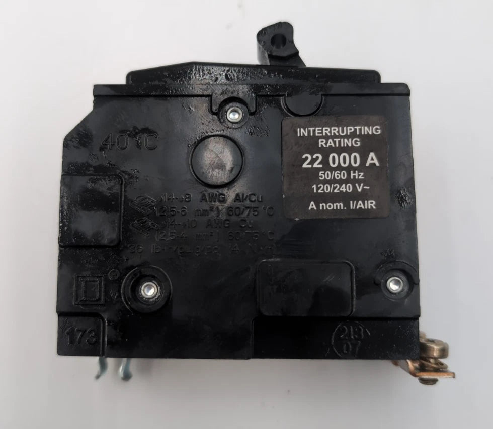 Square D QOB215VH 15A 120/240V 2P 22kA Bolt on QOB 15 Amp 2 Pole NEW New