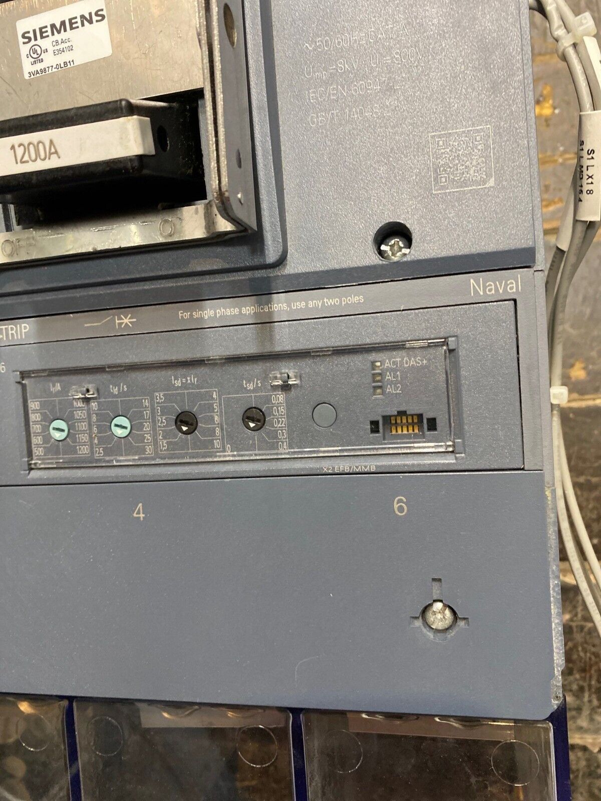 Siemens 3VA6712-6HN31-0AA0 Used