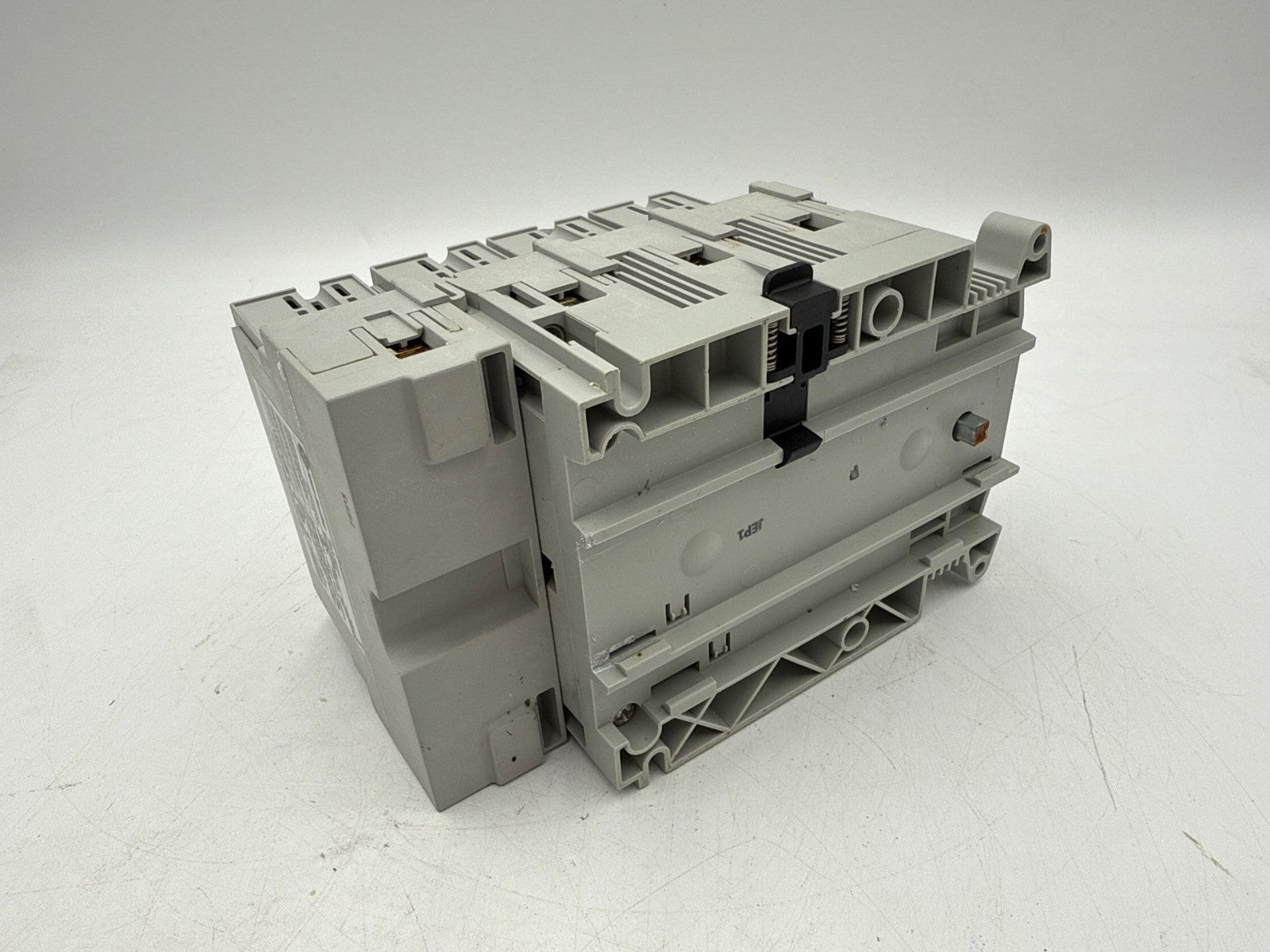 Allen Bradley 194R-J60-1753 Fusible Disconnect Switch 60A 3P 600V DIN 60 Amp Used