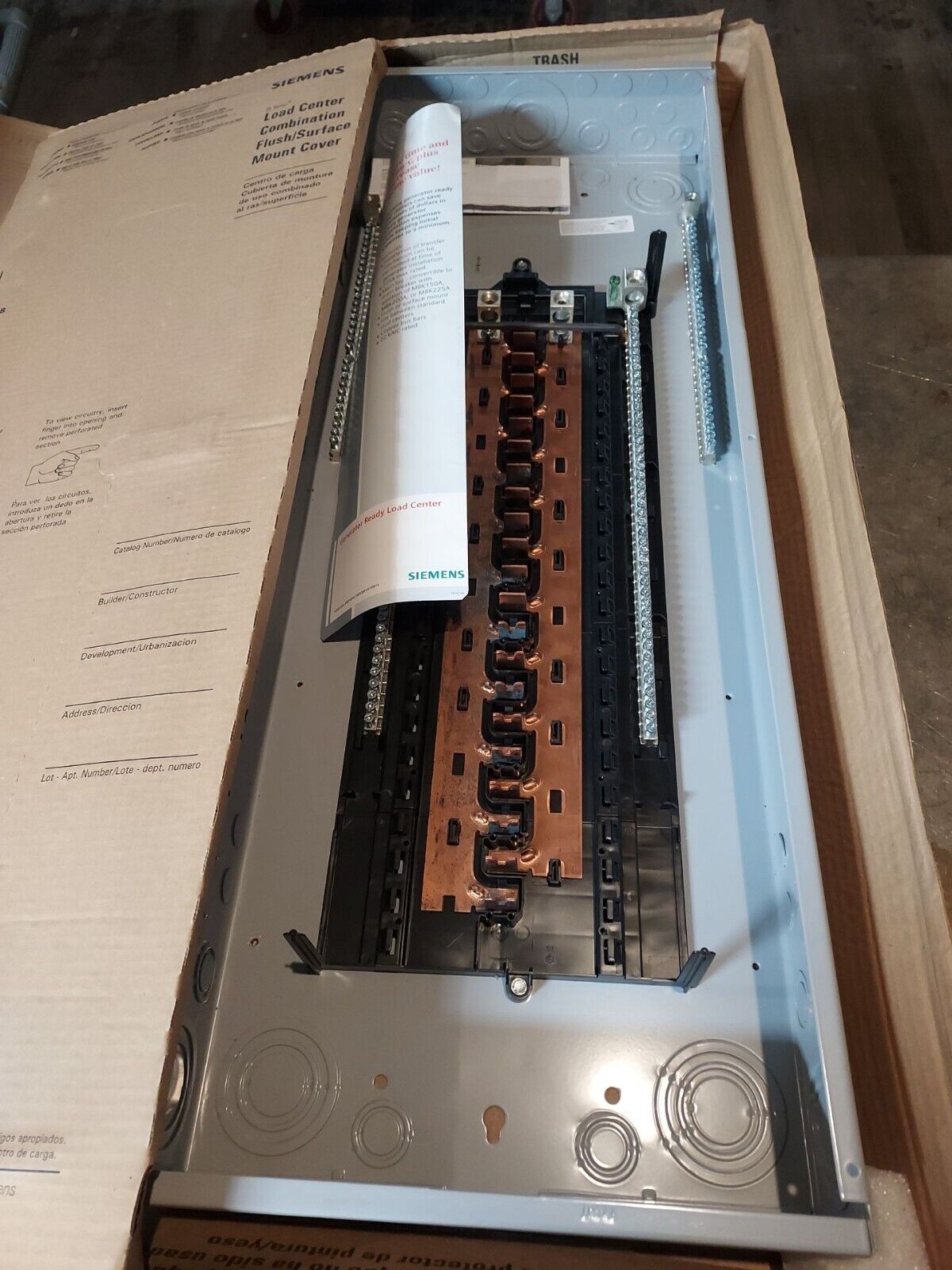 Siemens P4260L1225CU Main Lug Load Center 225A 120/240V 1PH 3W 42 Space NOS P660-NS New