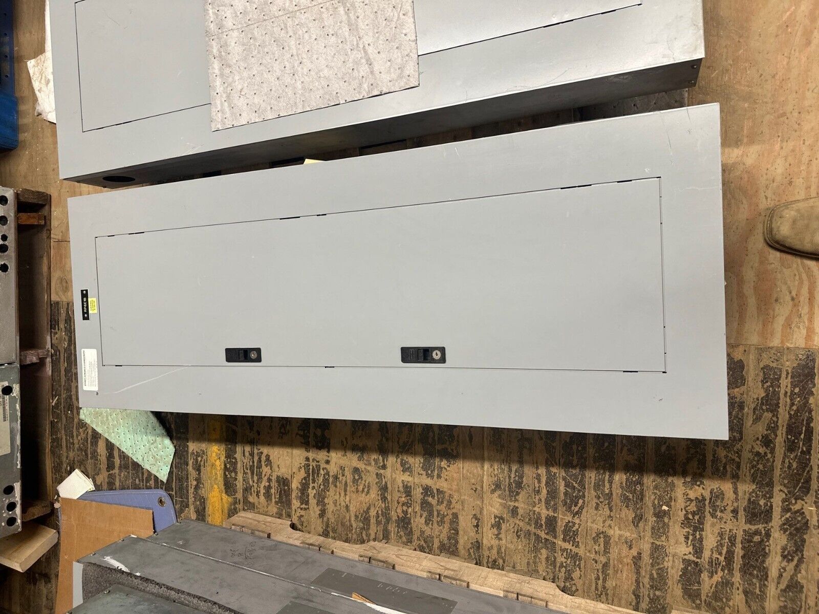 GE AQF3422ABX Panelboard 225A 208Y/120V 3PH 4W Indoor Encl MCB 42 Circuit AB55B P003 Used