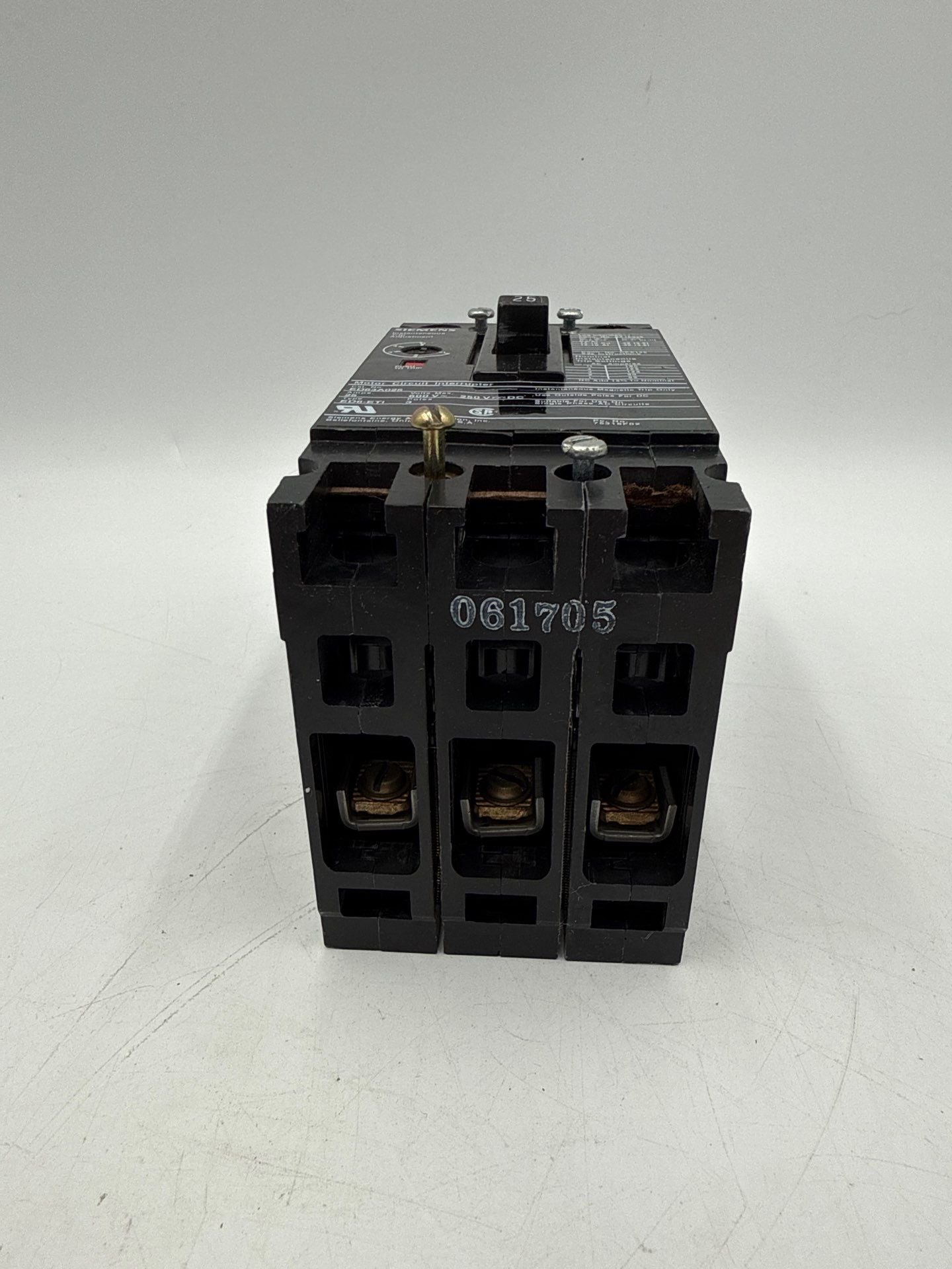 ITE Siemens ED63A025 Circuit Breaker 25A 3P 600V 3PH ED6-ETI 25 Amp 3 Pole Black Used