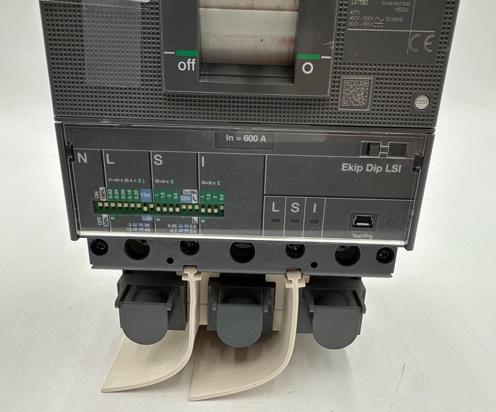 ABB XT5N 600 Tmax XT5NU360BFFF000XXX Circuit Breaker 600A 3P 600V Ekip Dip LSI New