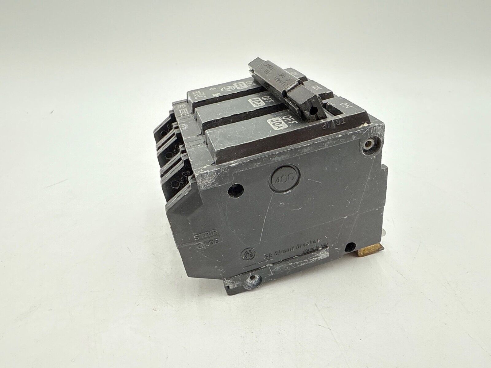 GE THQB32040 Used