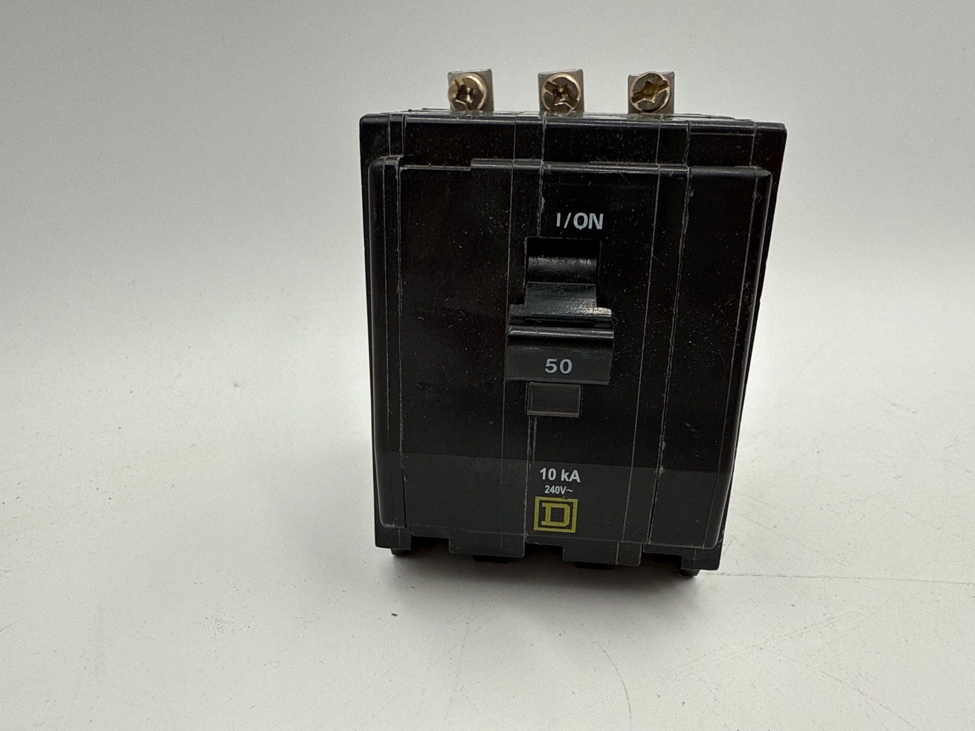 Square D QOB350 Circuit Breaker 50A 3P 240V 3PH QOB 50 Amp 3 Pole Bolt On Used