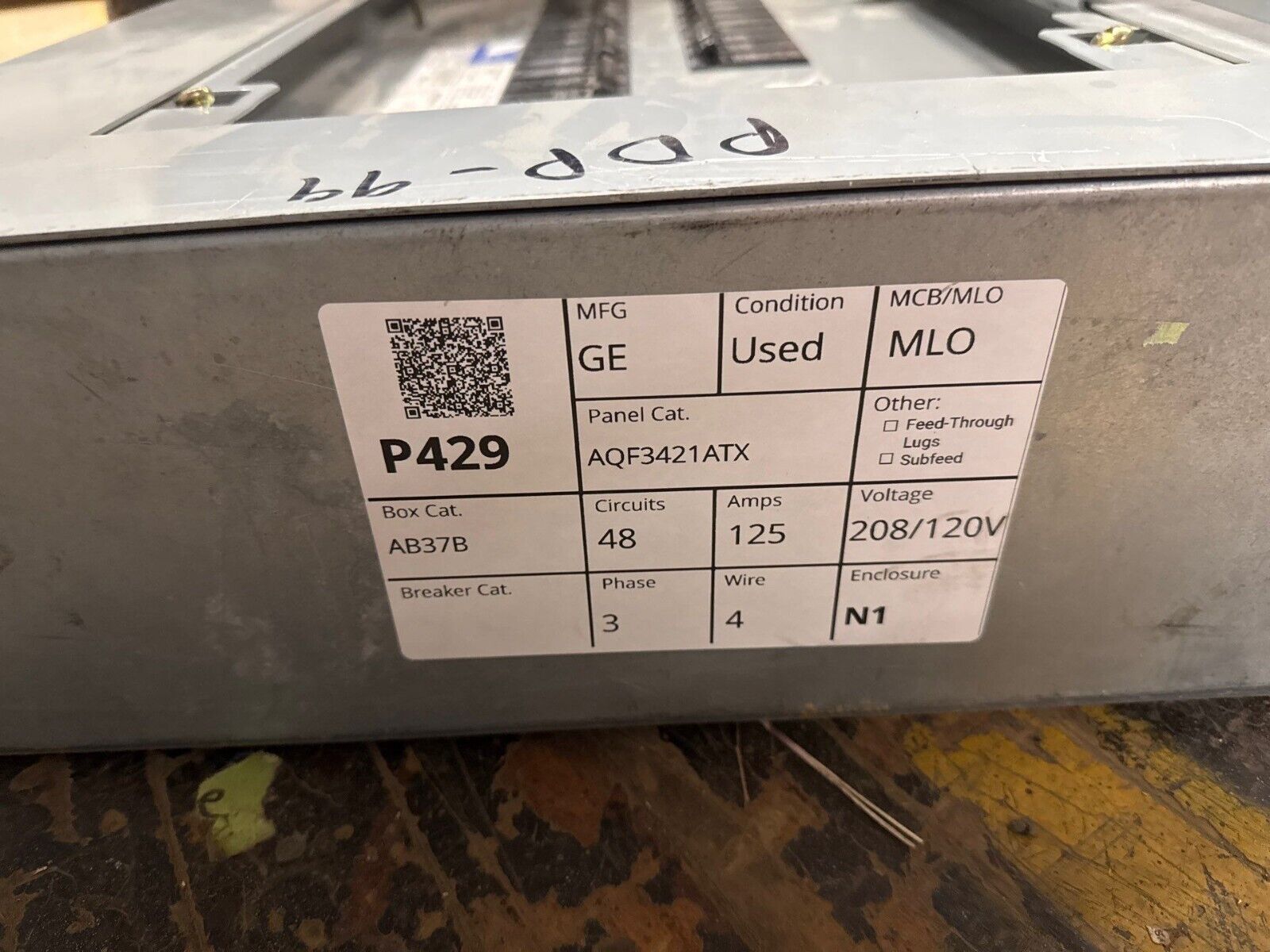 GE AQF3421ATX Panelboard 125A 208/120V 3PH 4W MCB THQB32100 Indoor Encl 42 Cir Used
