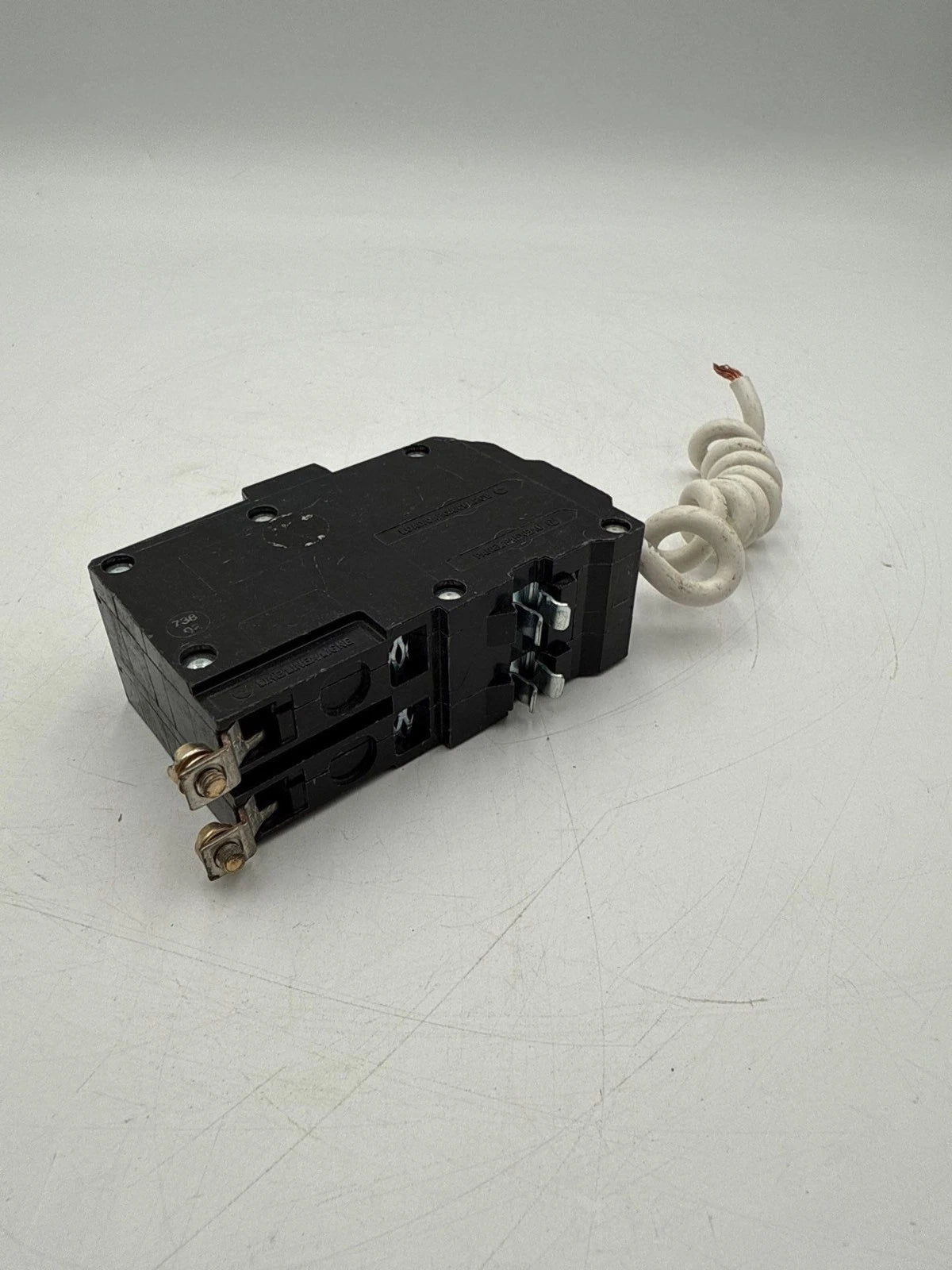 Square D QOB240GFI Circuit Breaker 40A 2P 120/240V 1PH 10kA QOB Bolt On 40 Amp Used