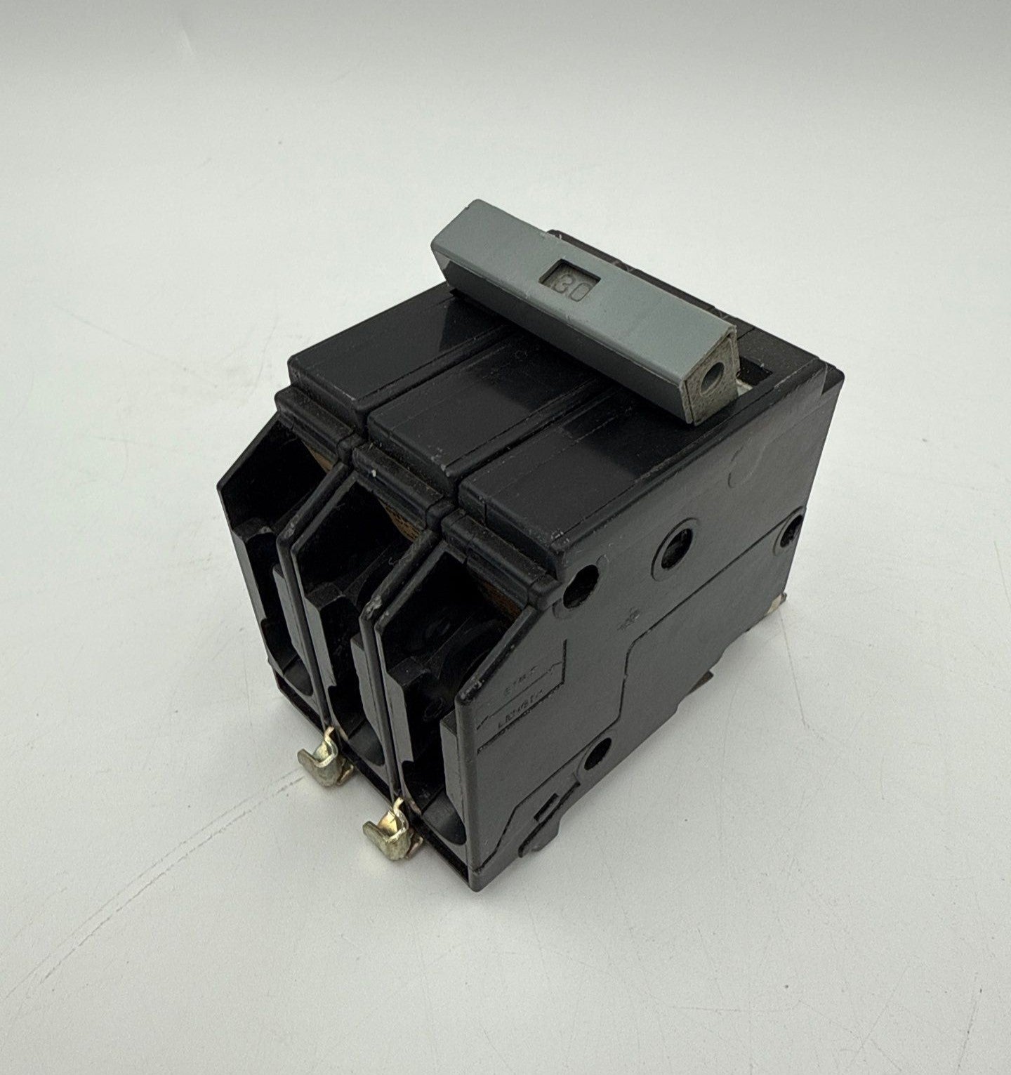 Cutler Hammer CHB330 Circuit Breaker 30A 3P 240V CHB 30 Amp 3 Pole Bolt On Used