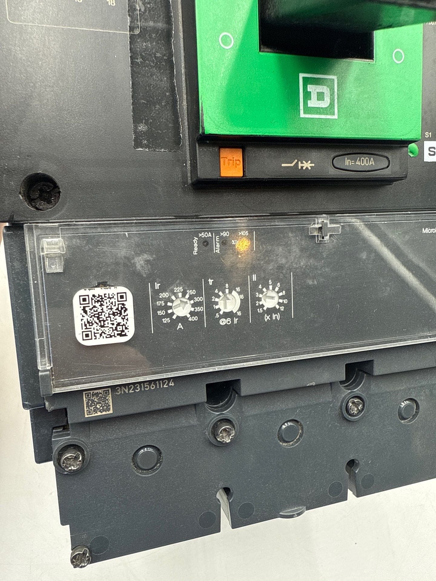 Square D LGA36400U31X I-Line Circuit Breaker 400A 3P 600V LGA 400 Amp 3 Pole Used