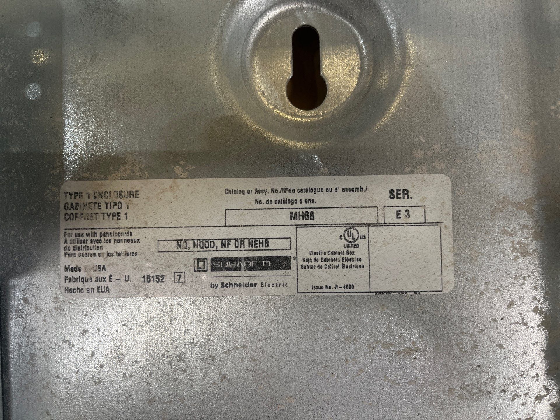 Square D NQ Panelboard 250A 208/120V 3PH 4W 42 Cir MCB Indoor Encl MH68 Used