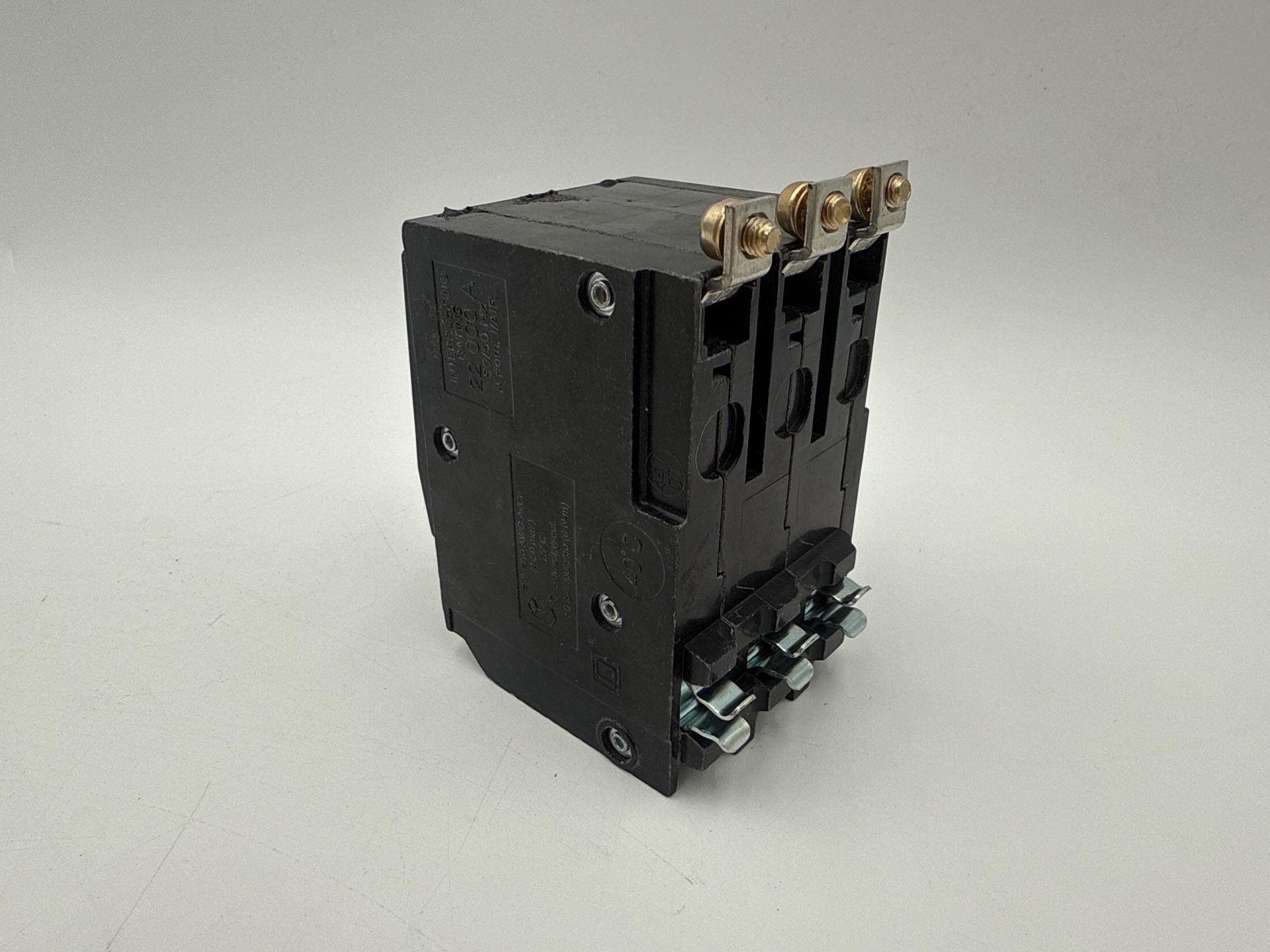 Square D QOB340VH Circuit Breaker 40A 3P 240V 22kA QOB 40 Amp 3 Pole New