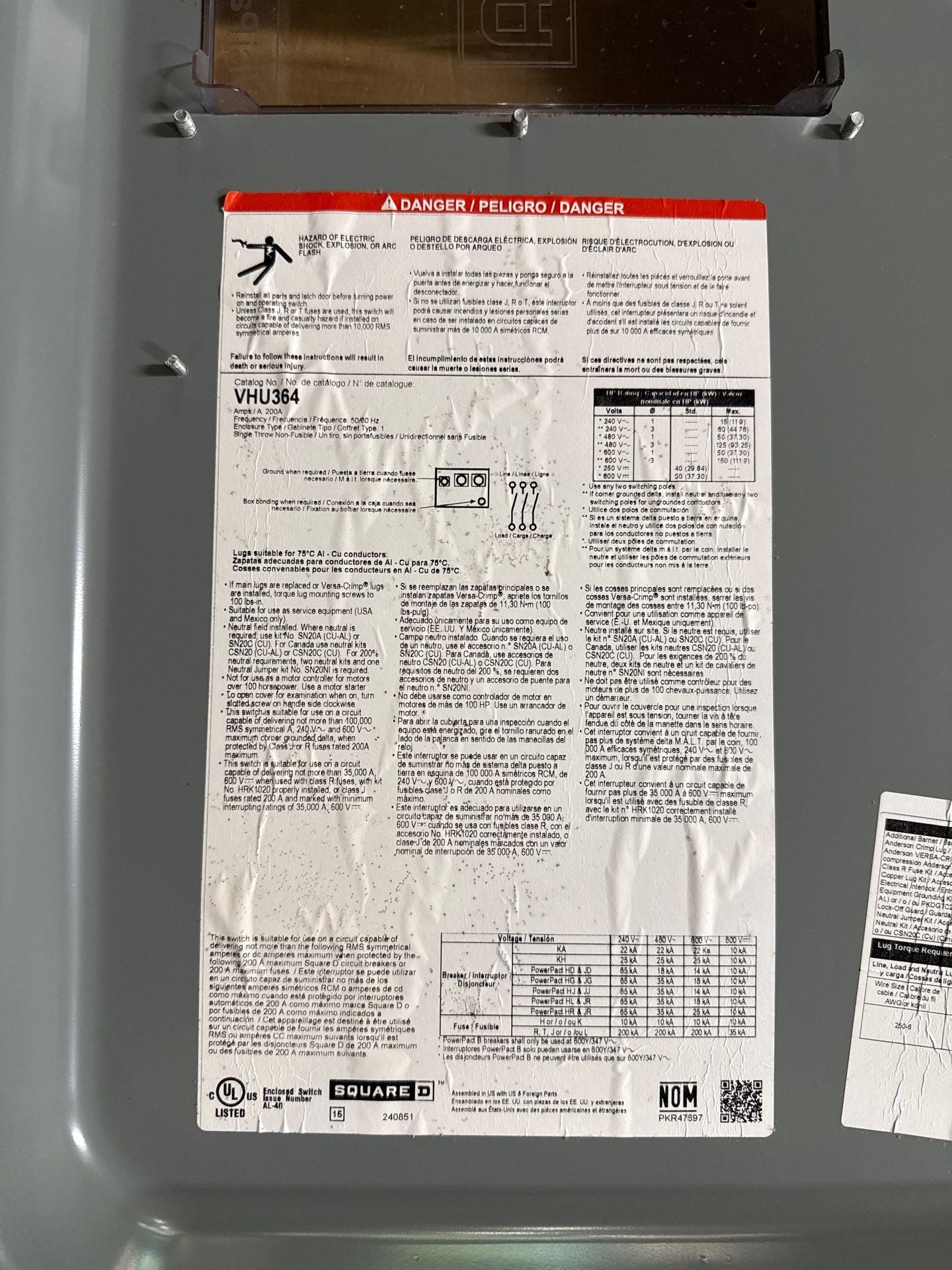 Square D VHU364 Safety Disconnect Switch 200A 3P 600V VisiPacT HD 200 Amp New