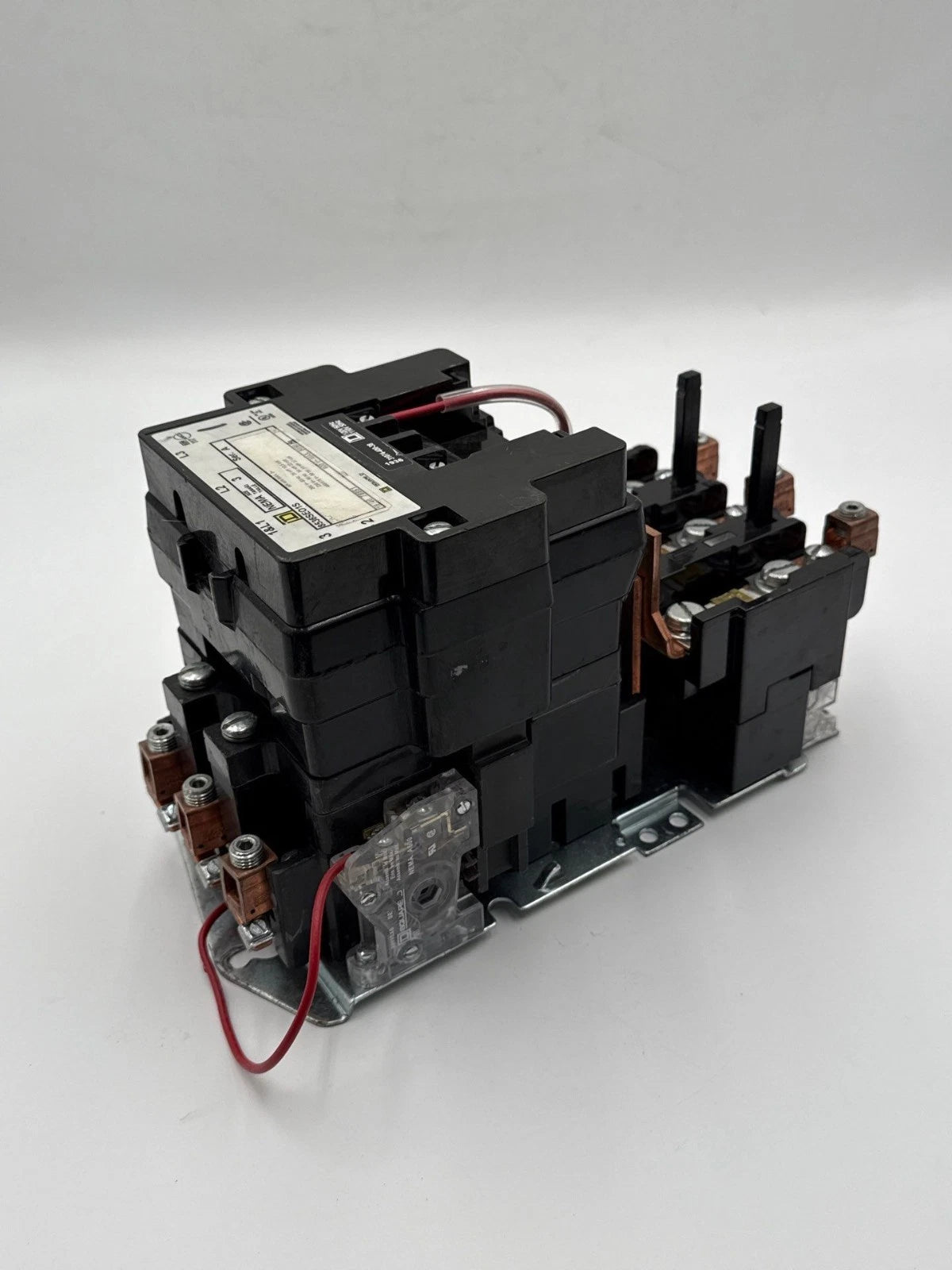 Square D 8536SE01S Starter 90A 3P 600V NEMA Size 3 Coil 110/120V 3PH 50HP CC81.5 Used