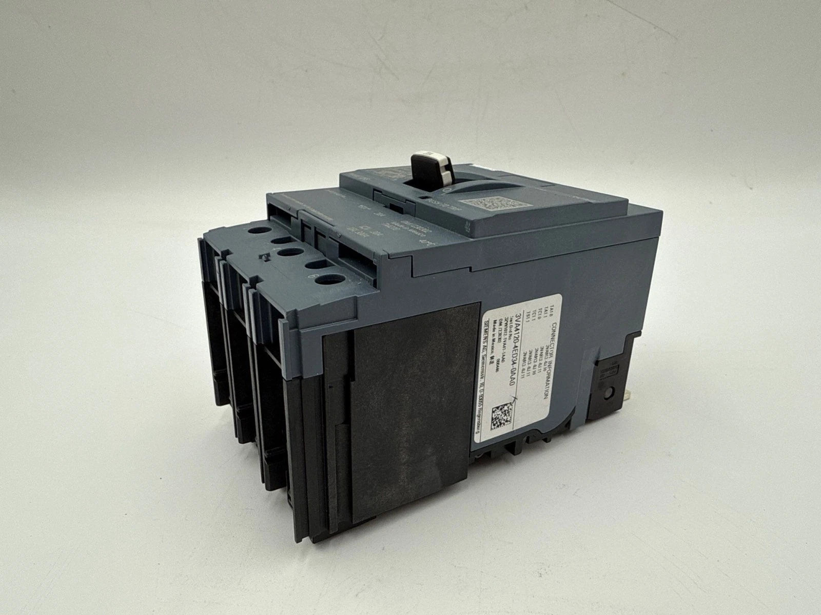 Siemens 3VA4120-4ED34-0AA0 Circuit Breaker 20A 3P 600V 3VA41 20 Amp 3 Pole New