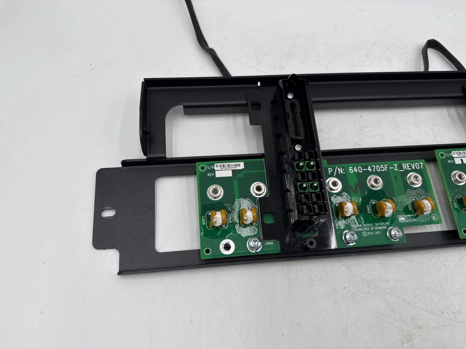APC 640-4705F-Z REV07 Power Module Backplane UPS System Replacement Part Used
