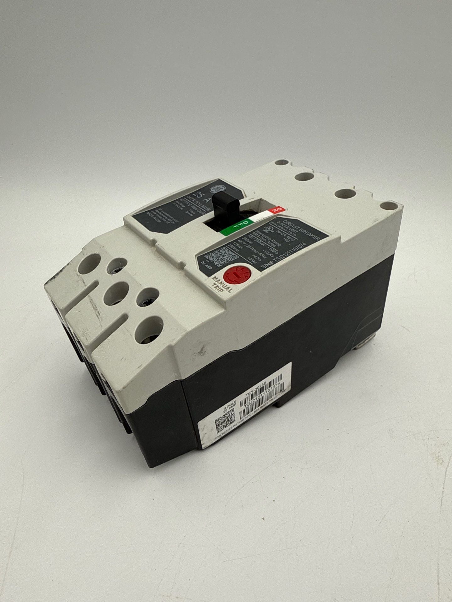 GE TEYL3025B Circuit Breaker 25A 3P 480/277V 3PH TEYL 25 Amp 3 Pole Bolt On Used