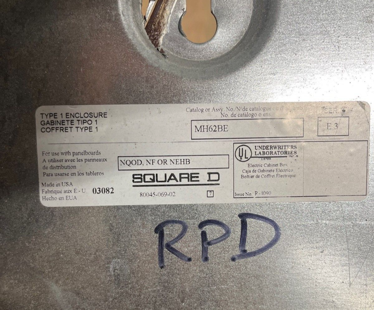 Square D NF Panelboard 600A 480Y/277V 3PH 4W MLO 54 Circuit Main Lug Indoor Encl P560 Used