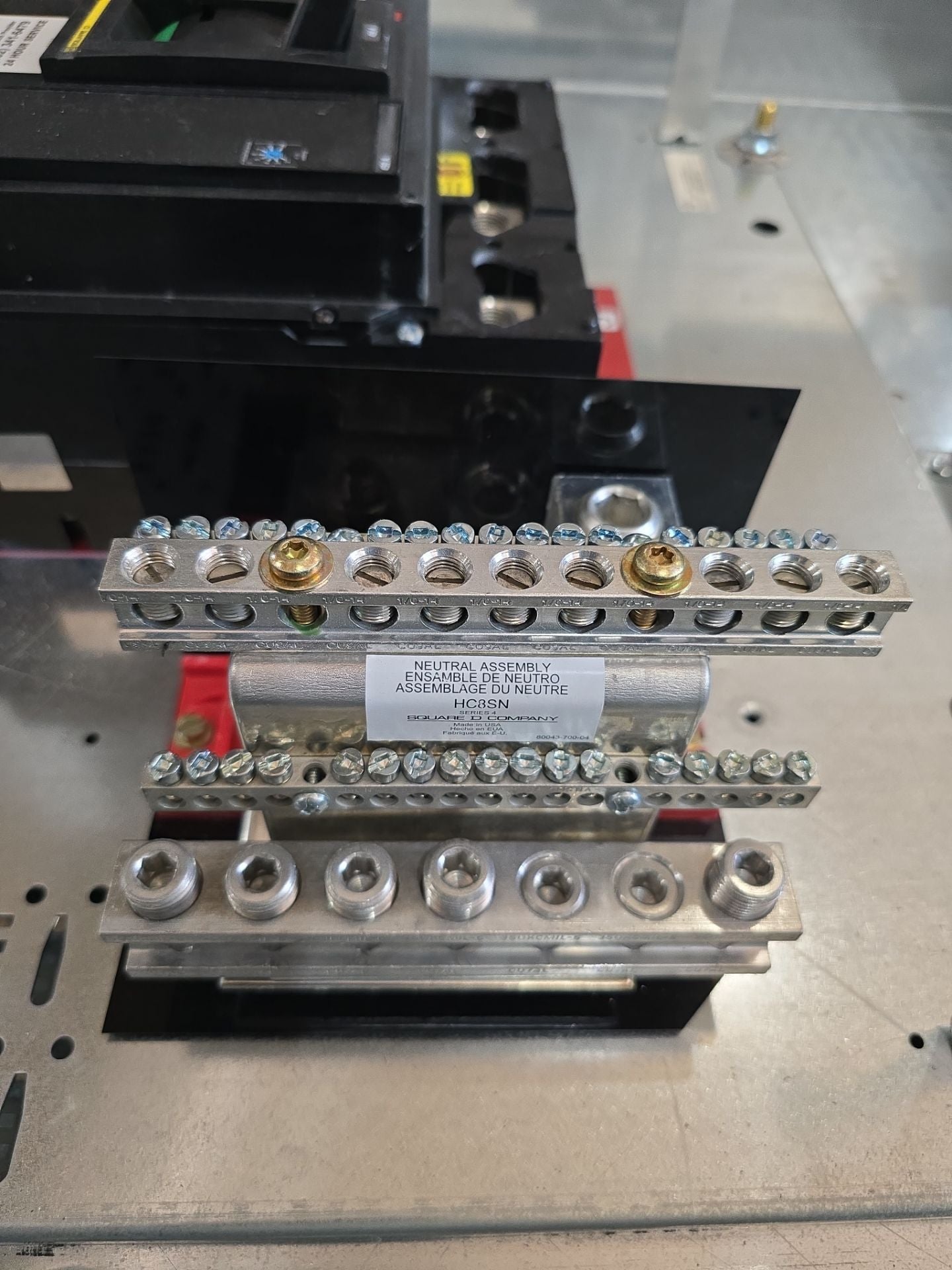 Square D I-Line Panelboard 450A 208/120V 3PH 4W MCB 450 Amp Panel 24 Cir MGP36450 Used