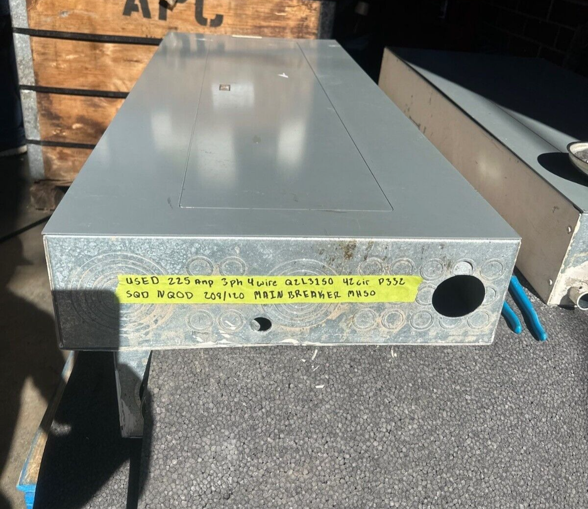 Square D NQOD442M225 NQOD Panelboard 225A 208Y/120V 3PH 4W Main MCB Indoor Encl P332 Used