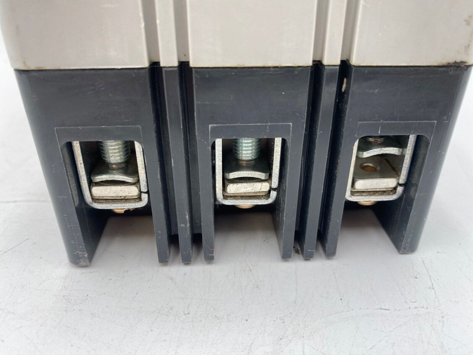 Eaton HFD3050BP10 Used