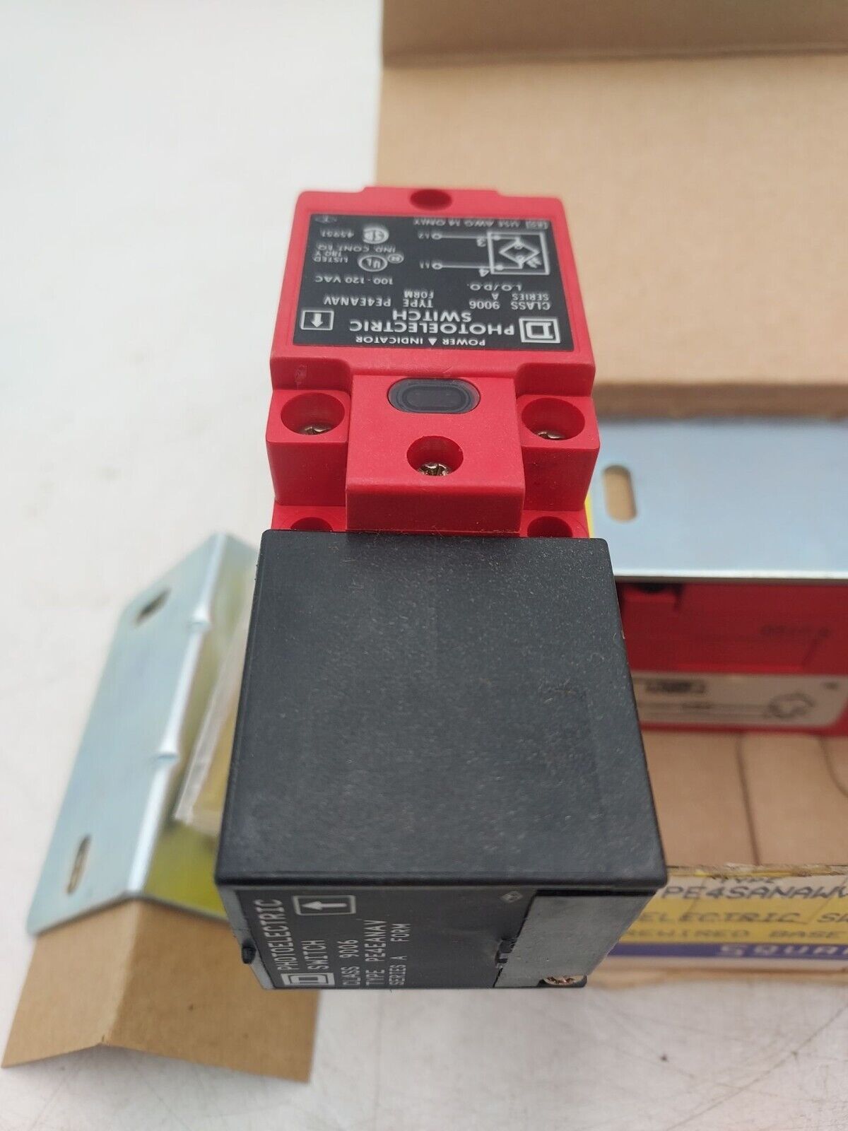 Square D PE4SANAWV New