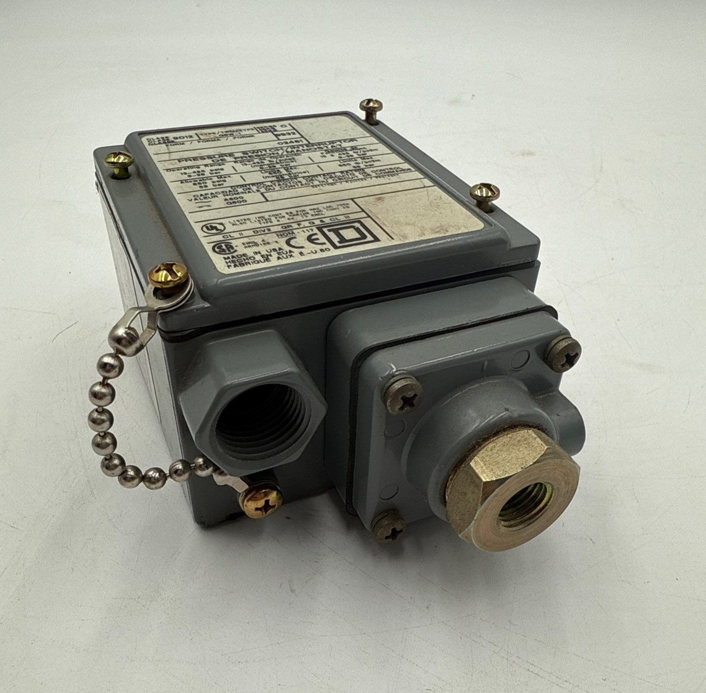 Square D 9012 GBW-1 Pressure Switch Adjustable 13-425 PSIG 120/240V 9012GBW1 New