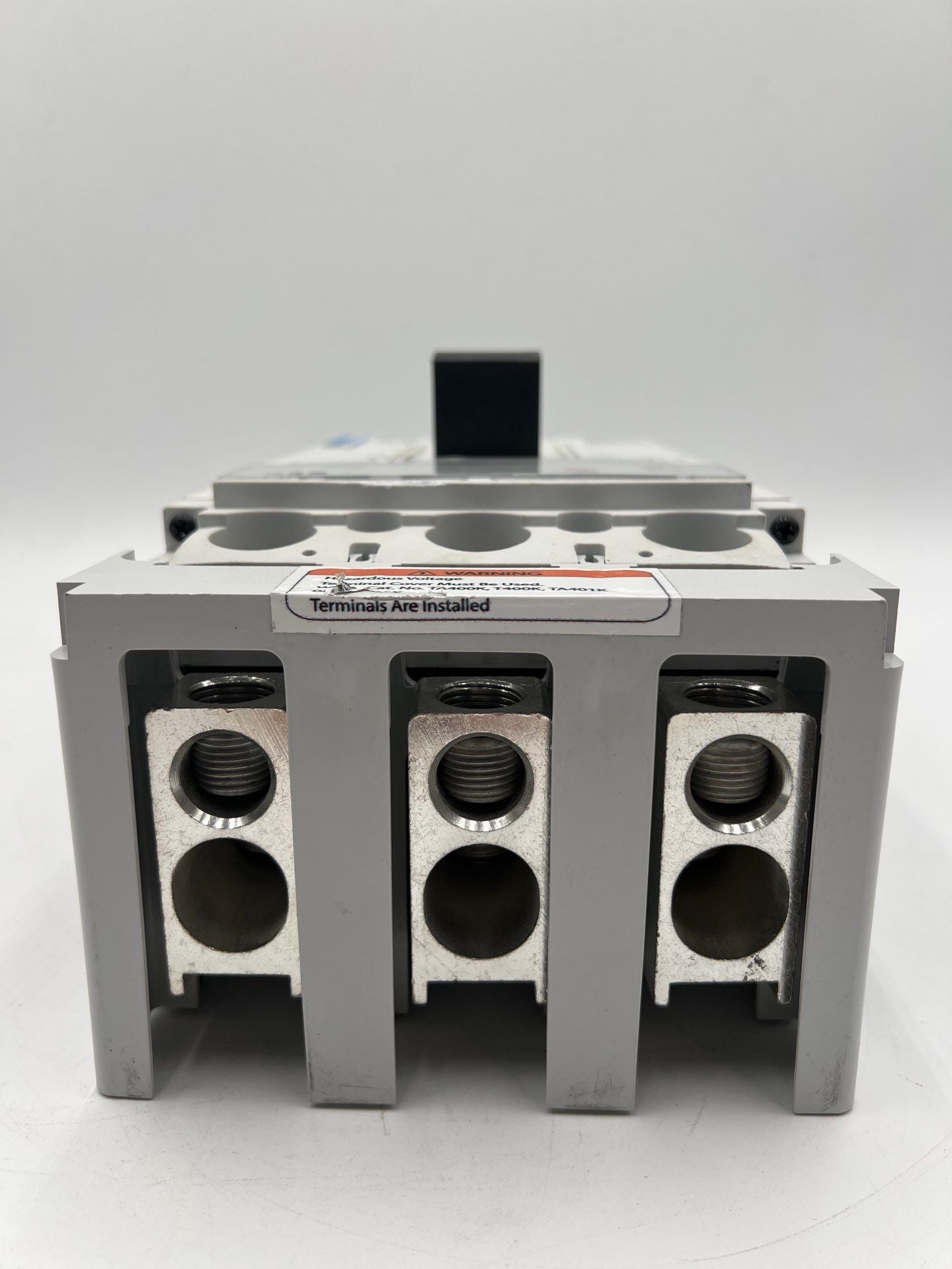 Eaton PDD33G0400TFAN Circuit Breaker 400A 3P 240V PDD 400 Amp 3 Pole Used