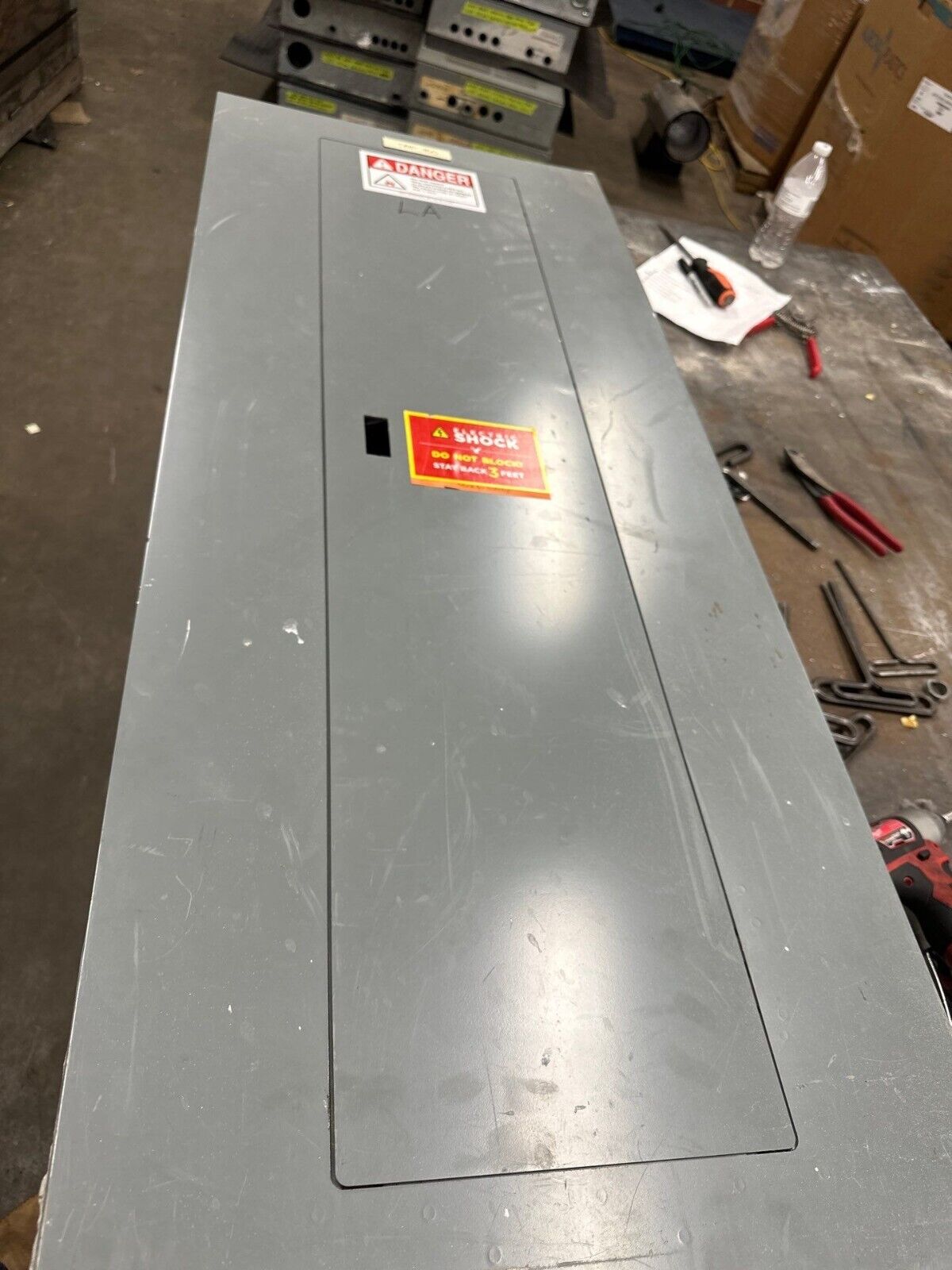 Square D NQOD442M225 Panelboard 225A 208/120V 3PH MCB Indoor Encl 42 Circuit P372 Used