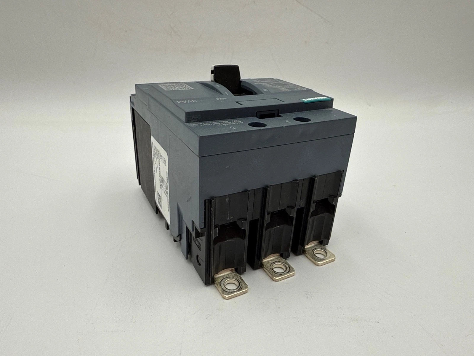 Siemens 3VA4130-6ED34-0AA0 Circuit Breaker 30A 3P 600V 3VA Bolt On 30 Amp 3 Pole New