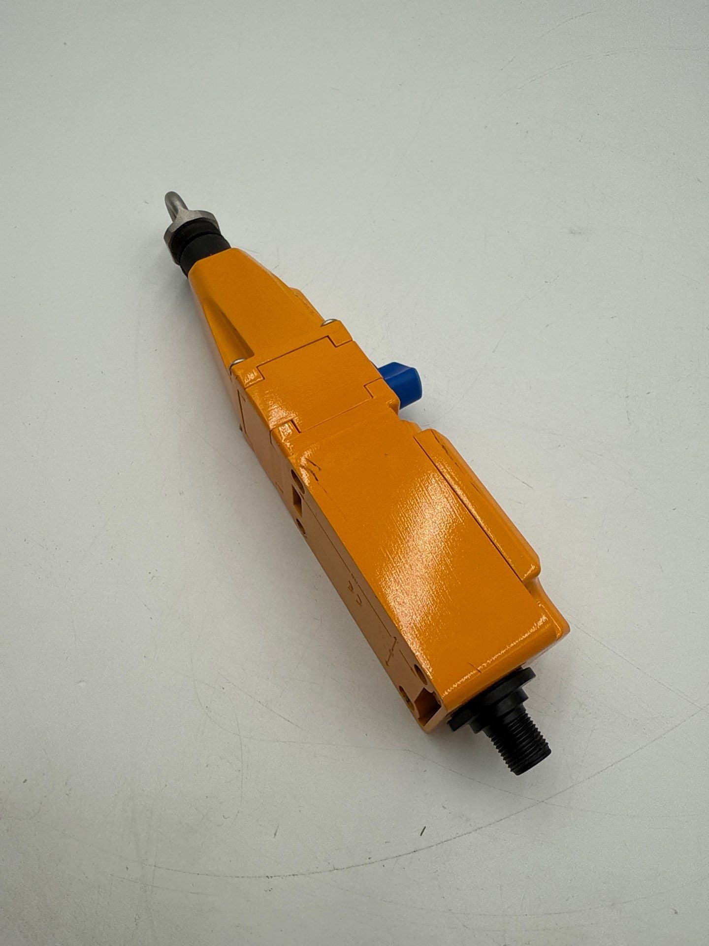 Allen Bradley 440E-D21BNYH Guardmaster Lifeline 3 Cable Pull Switch Used