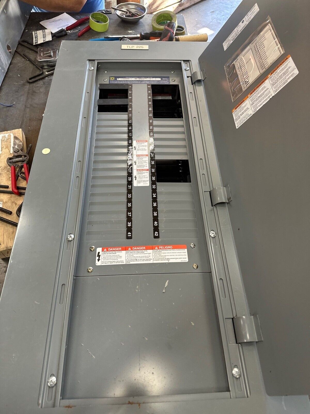 Square D NF Panelboard 250A 600Y/347V 3PH 4W Main Lug 42 Circuit MLO Indoor Encl P341 Used