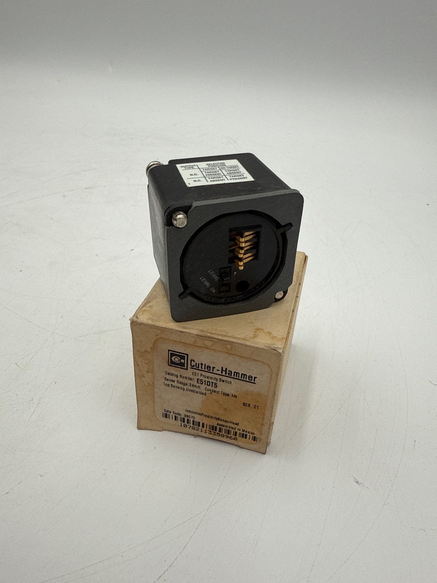 Cutler Hammer E51DT5 Inductive Proximity Sensor Head Series C1 Unshielded New